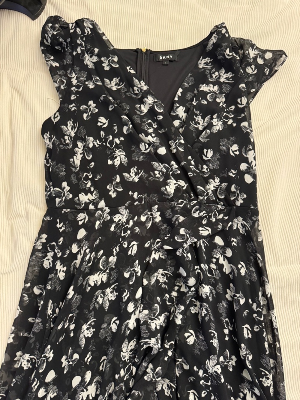 DKNY Black and White Floral V-Neck Dress